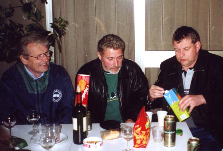 Abends machen auch die Betreuer Party