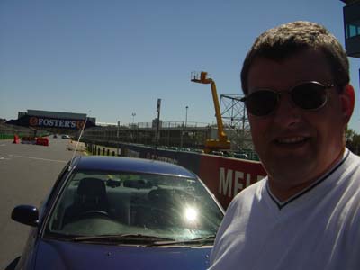 Bild162: M. Bittner im Motodrom des Albert Parks