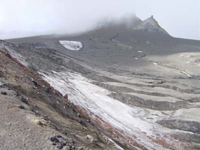 Bild204: Blick in den Krater des Mt. Ruapuhe (Osten)