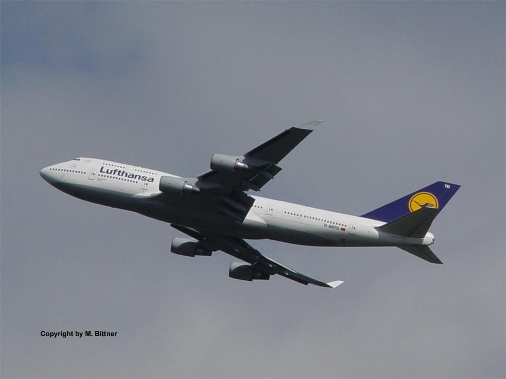 Boeing747-430 M / D-ABTD / Hamburg