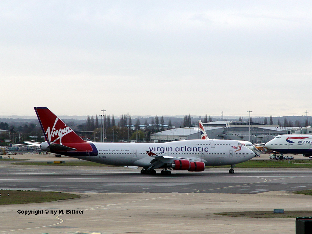 Boeing 747-4Q8 / G-VTOP / Virginia Plain
